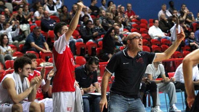 Sporting Club travolge 74-47 Cecina e diventa leader