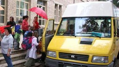 Scuolabus, dal Comune ultimatum per gli stipendi