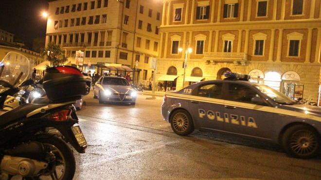 Caccia ai bulli che terrorizzano il centro
