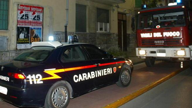Intossicati dalla termocoperta in fiamme