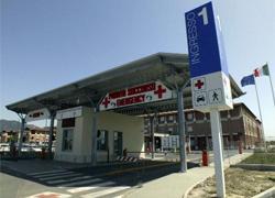 Donna investita da un’auto muore all'arrivo in ospedale 