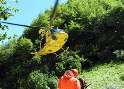 Fungaiolo ferito portato in salvo dal Soccorso alpino 