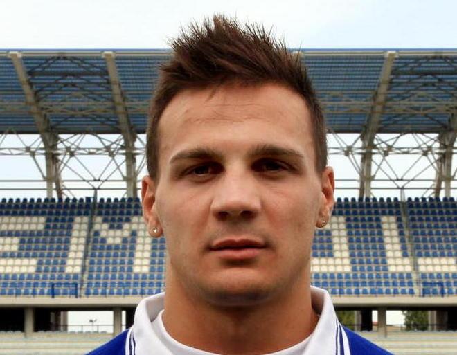 La febbre ferma Signorelli Problemi per Dossena e Laurini