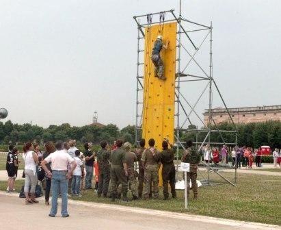 Bando per la concessione di una torre di arrampicata dei vigili del fuoco 