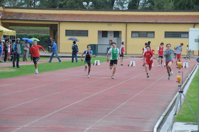 L’Atletica Livorno: “Squadra ritirata dopo un atto insopportabile” 