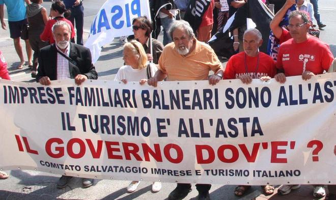 La Regione a Gnudi: «Salviamo i bagni» 