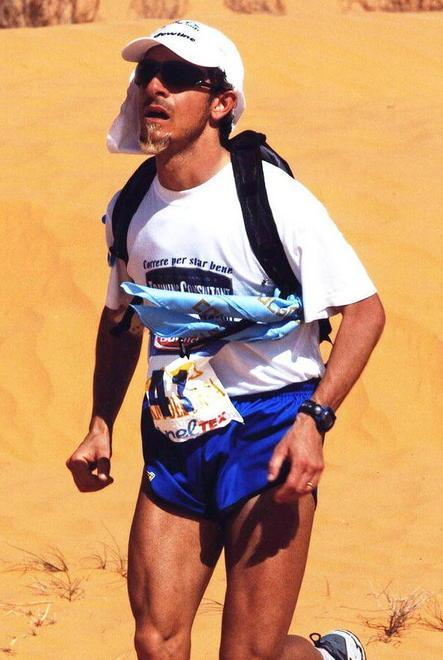 Il parrucchiere maratoneta va alla 100 chilometri del Sahara