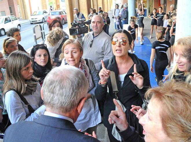 Dalla scherma al calcio a 5 sono in tanti a piangere