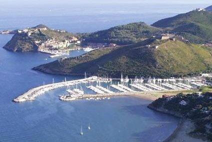 Lavorava sullo yacht in concorrenza col porto 