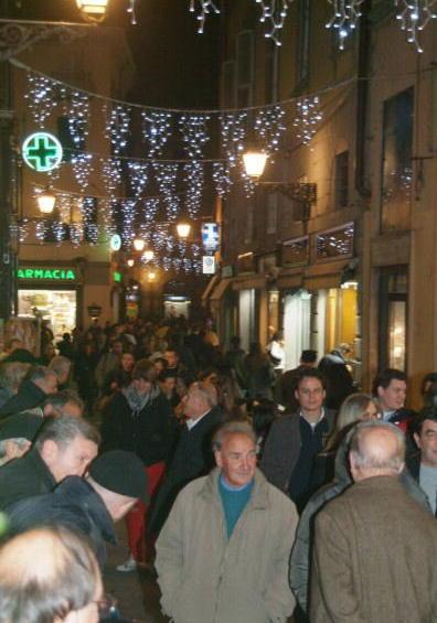 Luci di Natale il Comune cerca sponsor e fondi 