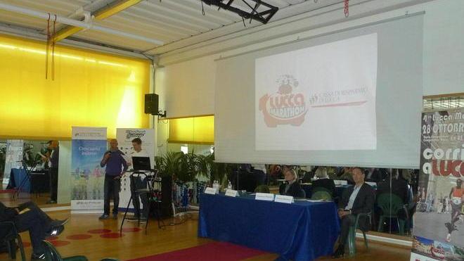 Tutta la città corre con la maratona