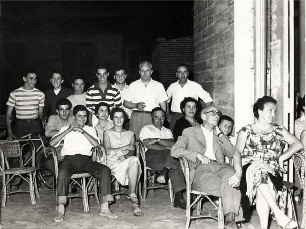 Coteto amarcord con le foto del quartiere 