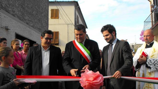 Festa in centro per la nuova via Cenami