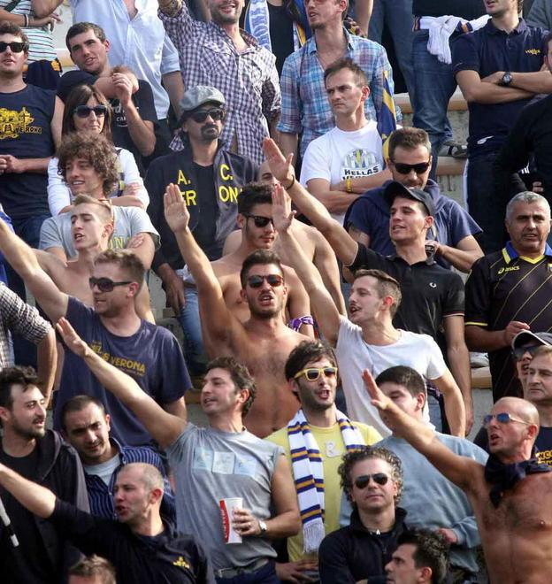 Oltre 20 veronesi già identificati ma la caccia prosegue 