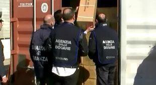 Traffico illecito di rifiuti nel porto 