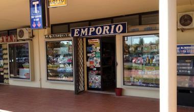 Furto in tabaccheria, rubati soldi e sigarette 