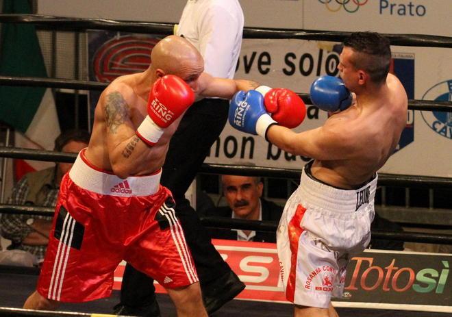 Boxe, Di Fiore battuto dalla giuria nel match contro Hamilcaro 