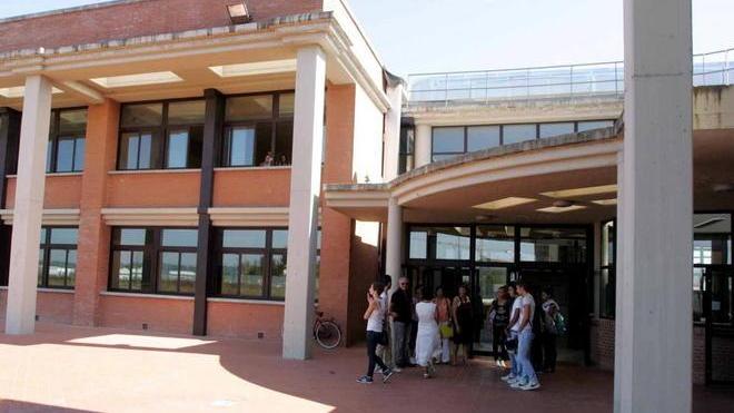 Verifiche ai controsoffitti nelle scuole dell’Empolese Valdelsa