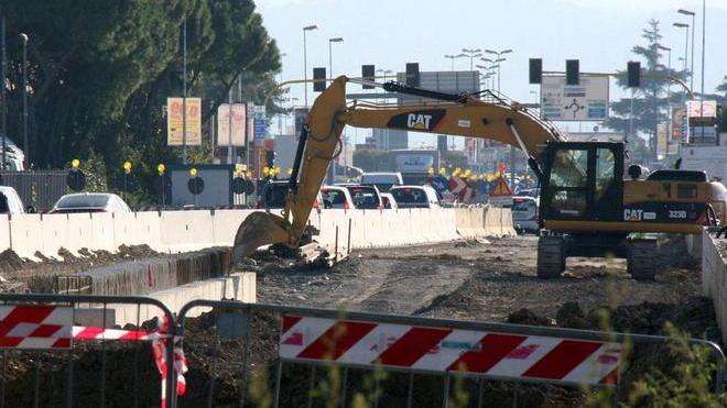 Il cantiere del nuovo ospedale va avanti A rilento i lavori per la viabilità