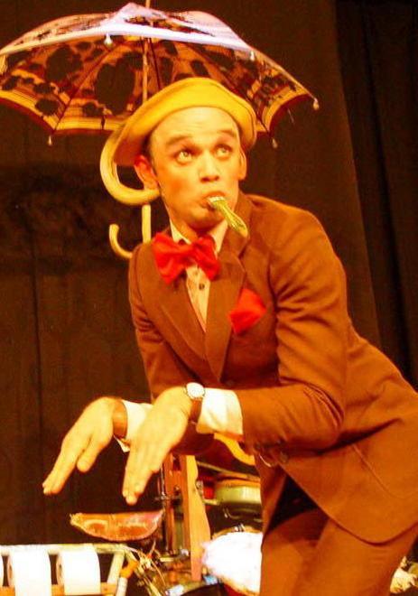 C’Art scalda i motori parte la stagione nel teatro rinnovato 