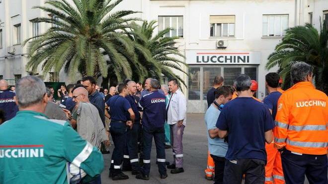 Lucchini, i lavoratori cessano l’occupazione