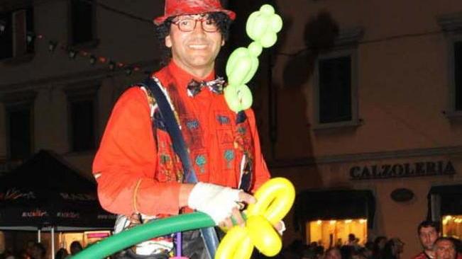 Artisti di strada per animare il centro