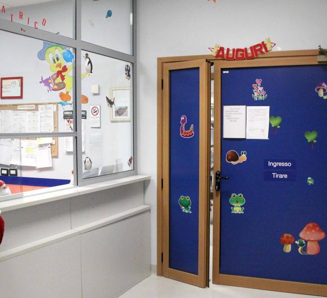 Beve liquido fuoriuscito da un gioco: bimbo di sei anni al pronto soccorso