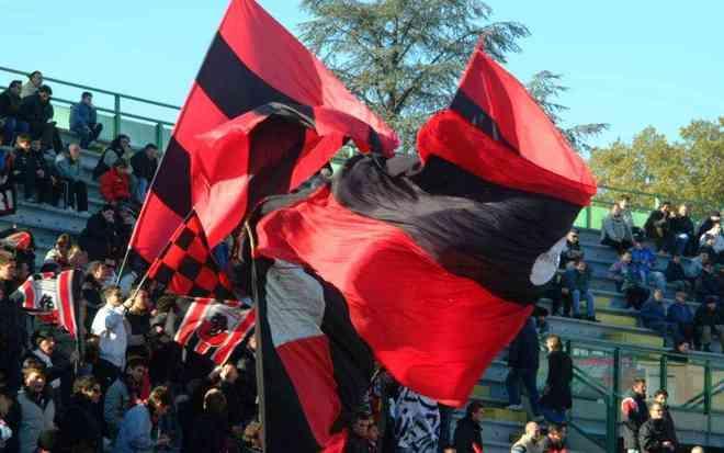 I tifosi attendono ancora la stanza allo stadio