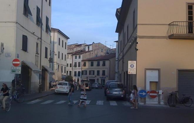 Sosta dei residenti anche negli stalli blu 