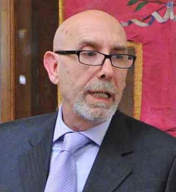 Il sindaco attacca la Regione «Colpite le fasce più deboli»