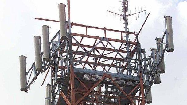 Via Bulderini, c’è un sito alternativo per la maxi antenna