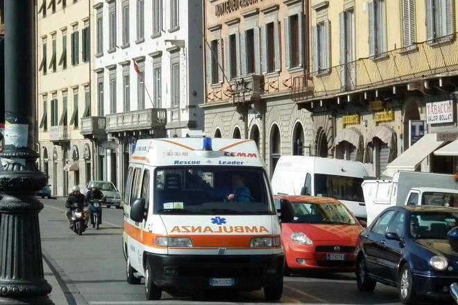 Bimba nasce in ambulanza a pochi chilometri dall’ospedale 