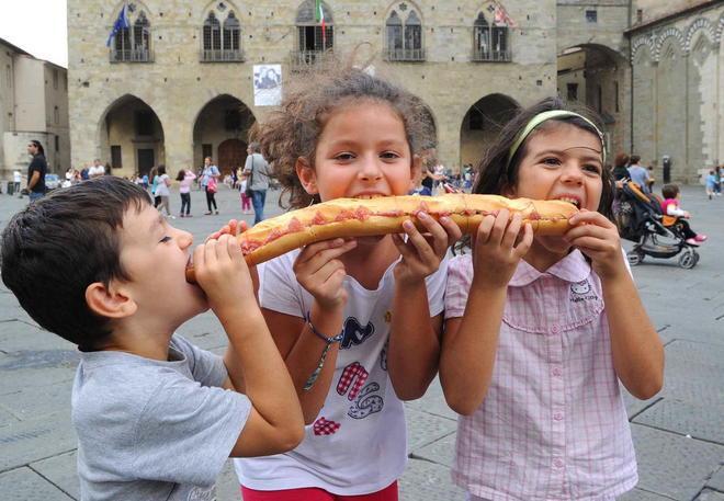Nonostante l’appello dei dirigenti continua lo sciopero del panino 