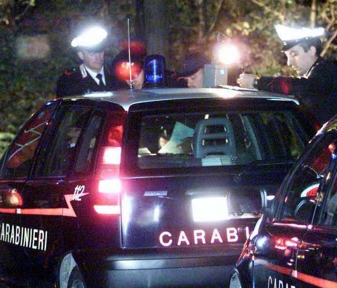 Atti osceni di un anziano davanti ai bambini 