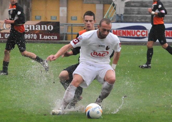 Lucchese, tre partite per guadagnare punti sul gruppo di testa 