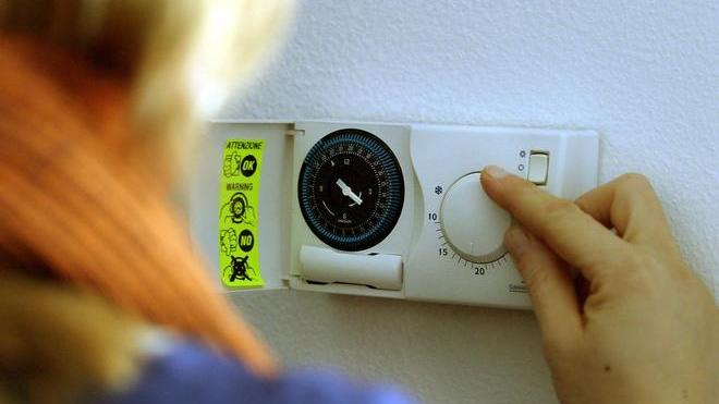 Termosifoni accesi ma a metà