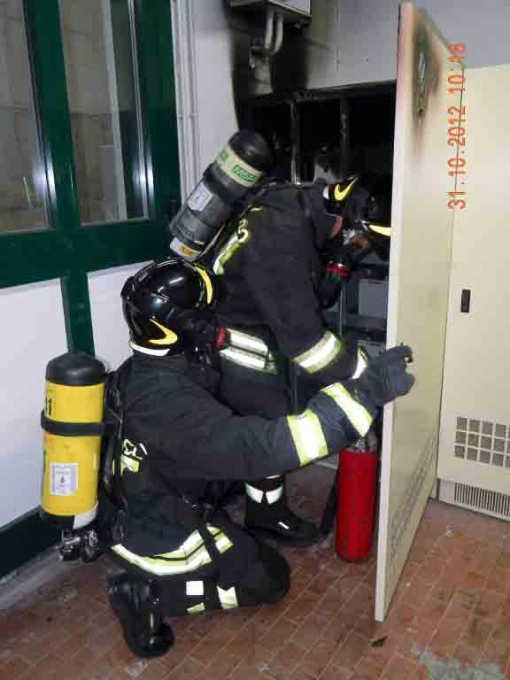 Incendio alla centrale di sterilizzazione dell’ospedale 