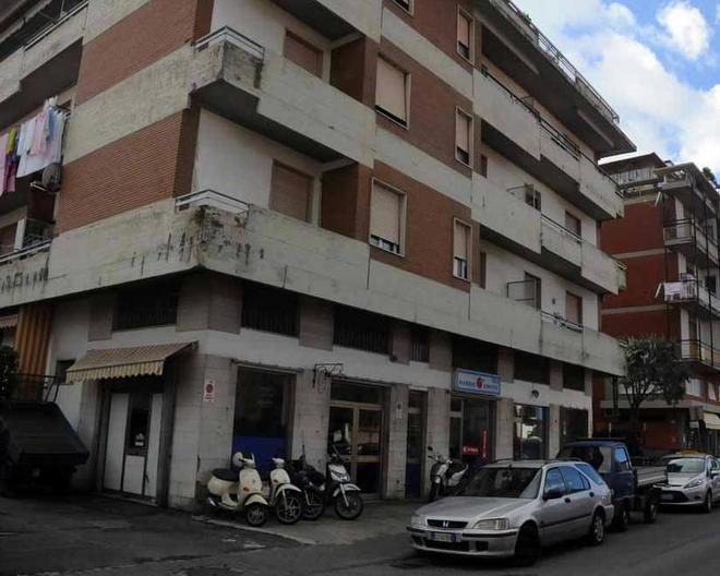 Palazzo insicuro, ordinanza di evacuazione 