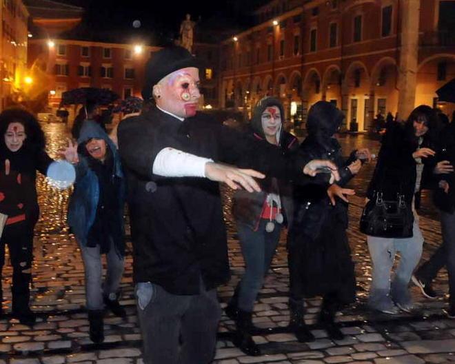 Una sessantina di “Zombie” per rivitalizzare la città 