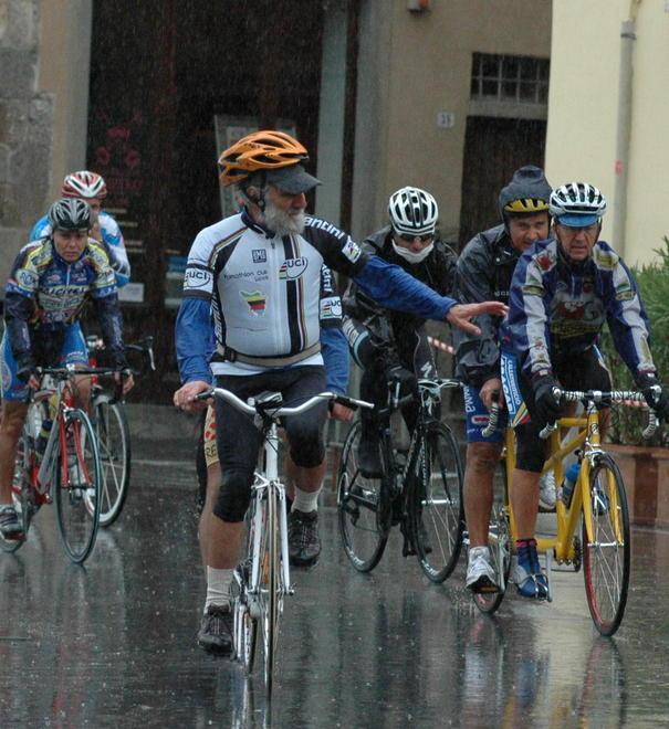 Gori e Comuniello apripista fra i ciclisti a Lucca Marathon 