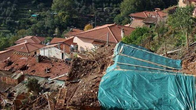 Un anniversario nel segno del silenzio