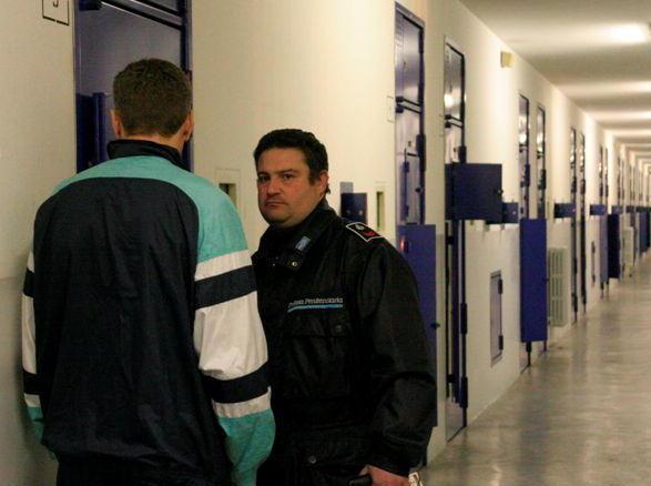 Teatro, sport e corsi di lingua in carcere 