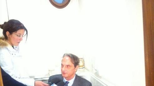 Giani: «Provo pena a vedere il sindaco di Prato seduto sul cesso»