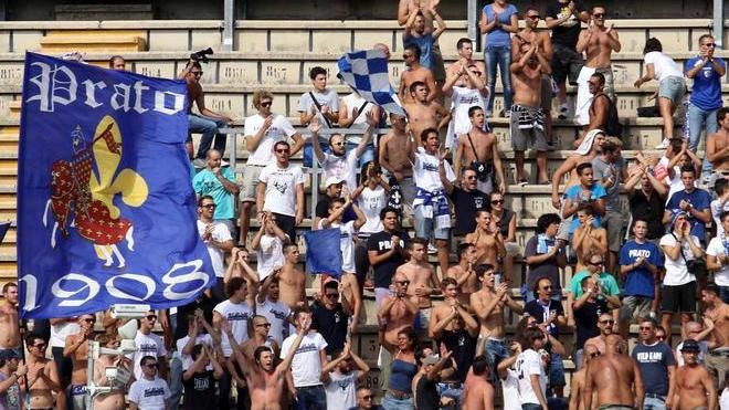 Anche gli ultras del Prato pronti alle barricate