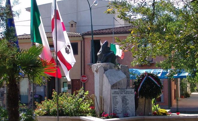 Orosei, la cerimonia per i caduti in guerra