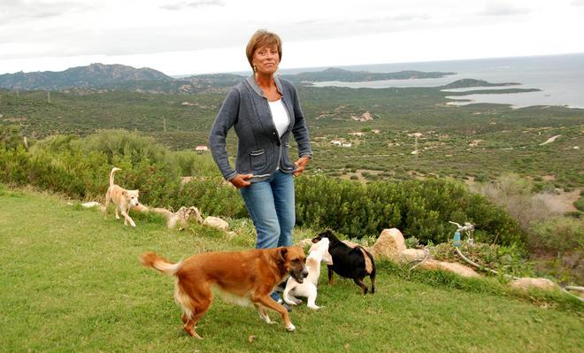 La Bardot sardo-veneta: «Così salvo i cani torturati» 