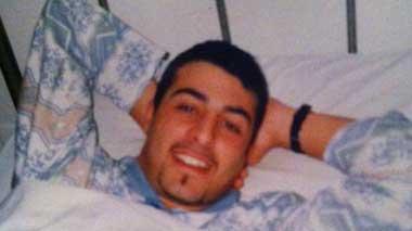 Schianto con l'auto, muore a 35 anni