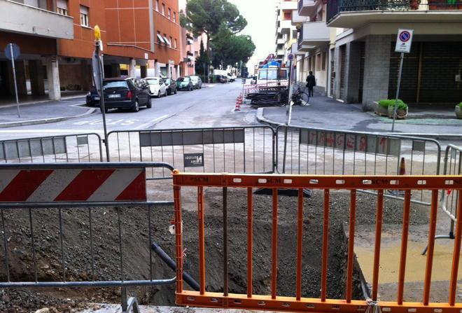 Tranciato un tubo dell’acquedotto La ditta è recidiva