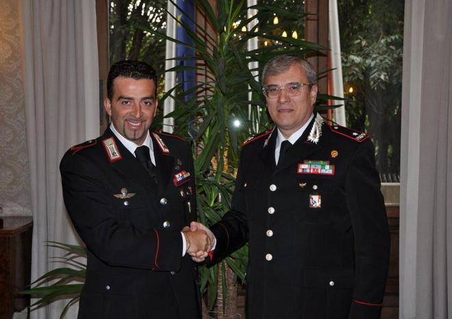 Un brindisi con il carabiniere-eroe 