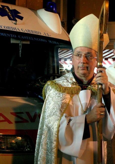 Misericordia e veleni: «Sindaco e giunta ci hanno snobbati» 